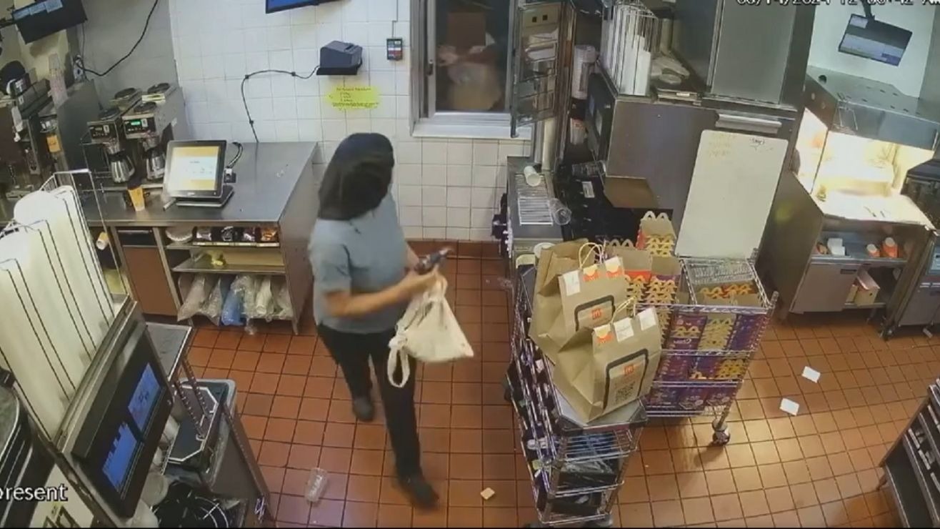 VIDEO: Empleada de un McDonald’s en Florida desató balacera contra clientes tras pelea por una orden