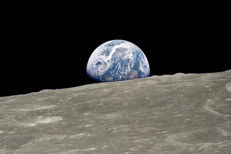 Descubren el origen de la “segunda Luna” que tiene la Tierra